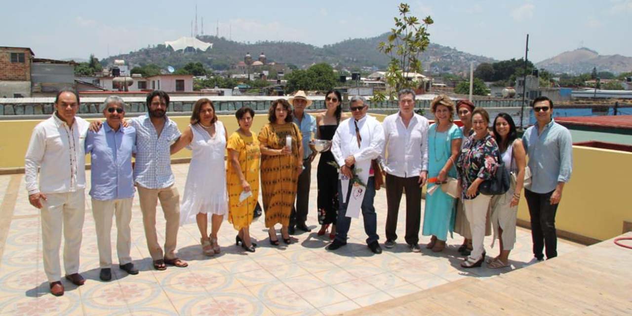 Con felicitaciones y buenos deseos comienzan nuevo proyecto | El Imparcial de Oaxaca