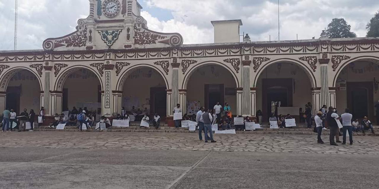 Exigen respeto a la autonomía del Tecnológico de Teposcolula | El Imparcial de Oaxaca