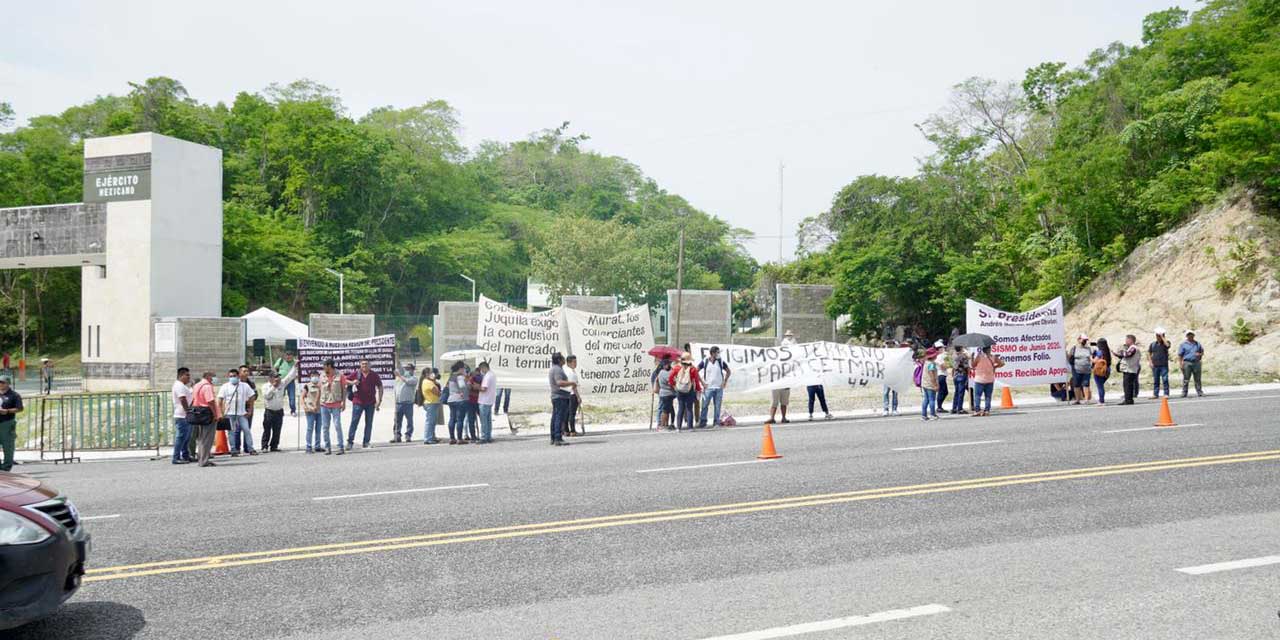 Comerciantes de Juquila exigen culminar mercado | El Imparcial de Oaxaca