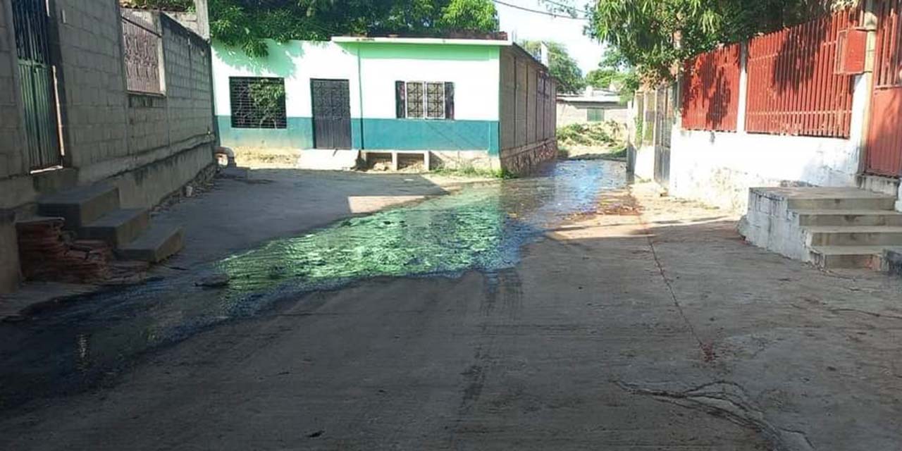 Aguas negras afectan barrio de Tehuantepec   | El Imparcial de Oaxaca