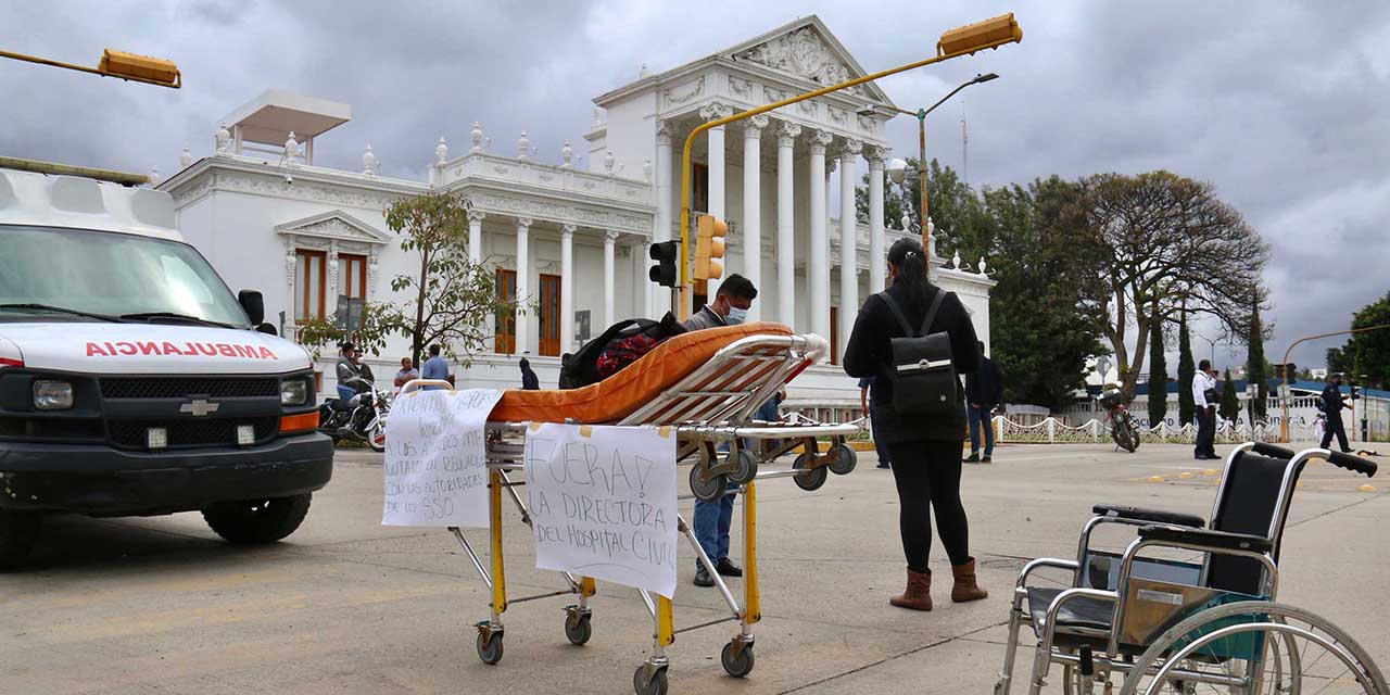 Segundo día de bloqueos de trabajadores de salud | El Imparcial de Oaxaca
