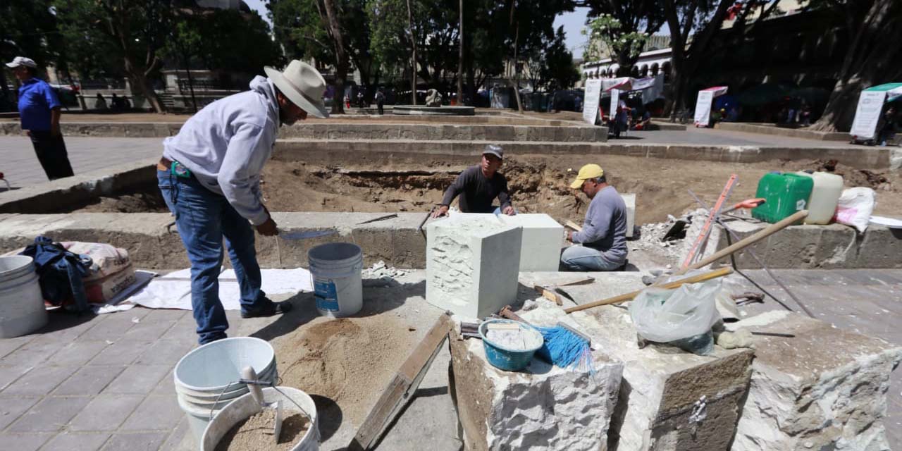 Rehabilitan jardinera afectada por caída de laurel del zócalo | El Imparcial de Oaxaca