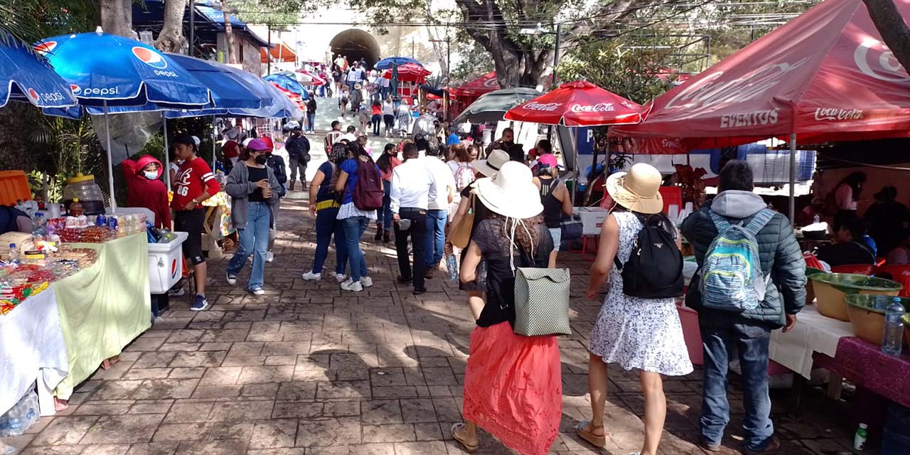 Ambulantaje descontrolado; superan “permisos” municipales | El Imparcial de Oaxaca