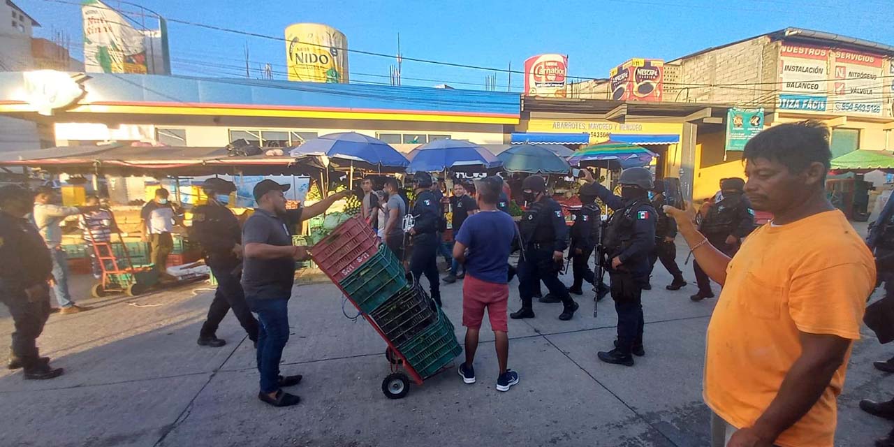 Reubican a ambulantes de la central camionera de Pinotepa | El Imparcial de Oaxaca