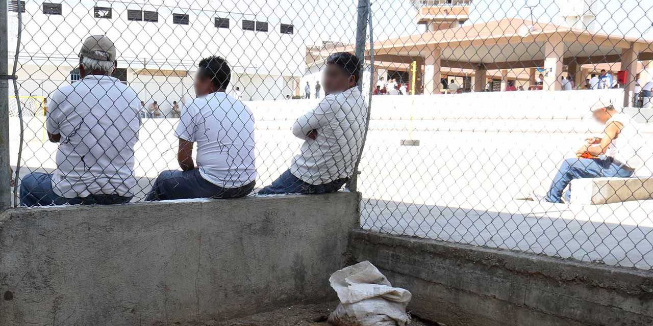 Penales al tope; entran más de los que salen | El Imparcial de Oaxaca