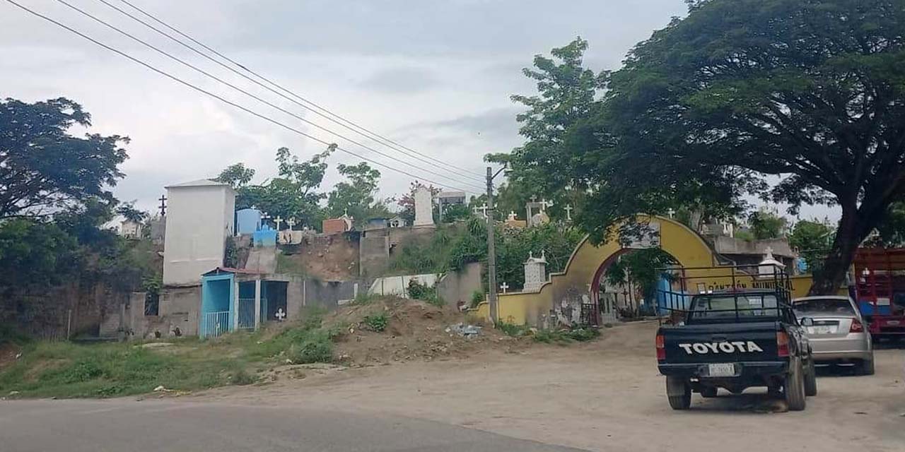 Fuertes lluvias deslavan nuevo panteón de Pinotepa | El Imparcial de Oaxaca