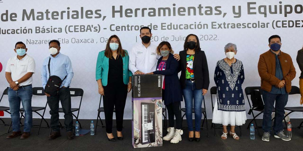 Renueva IEEPO equipo y herramientas de 10 Centros de Educación Básica para Adultos | El Imparcial de Oaxaca