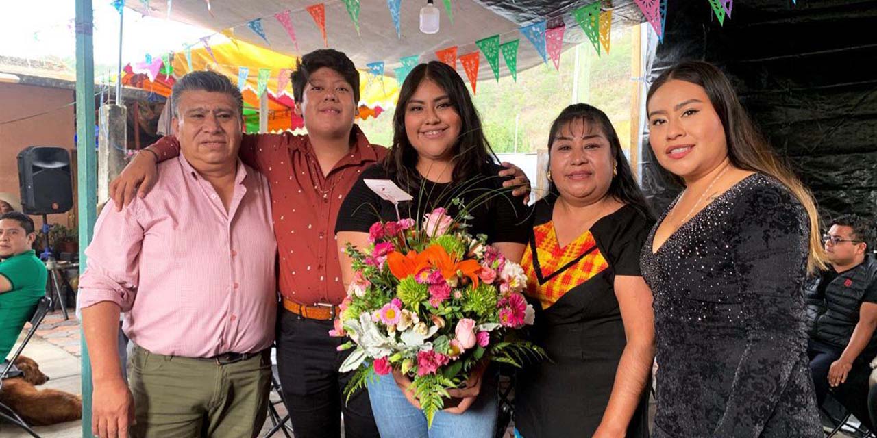 Celebra Julia Cruz un año más de vida | El Imparcial de Oaxaca