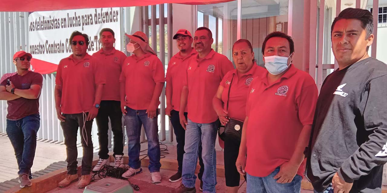 Sindicalizados de Telmex se manifiestan en Huajuapan | El Imparcial de Oaxaca