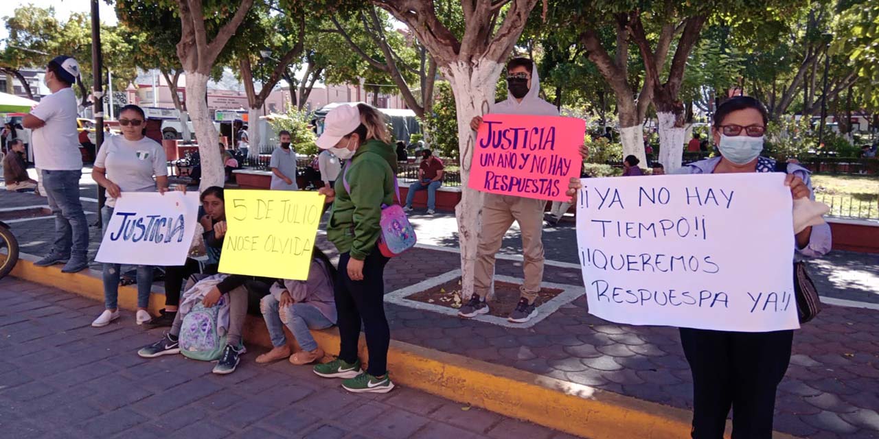 Familiares de víctimas de tragedia en Yosocuta protestan en Huajuapan | El Imparcial de Oaxaca