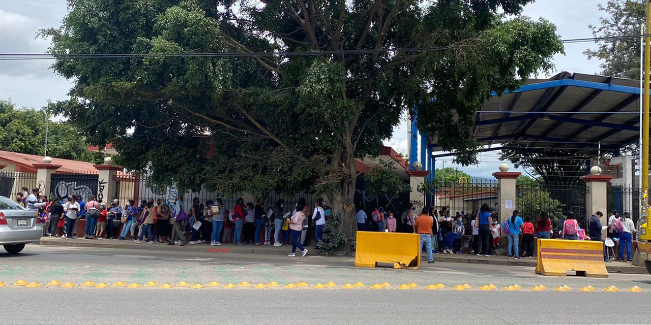Cuenta IMSS con 24 mil dosis más para vacuna anticovid | El Imparcial de Oaxaca
