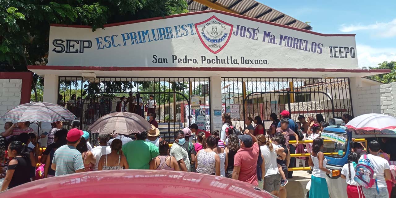 Estudiantes de nivel básico se reencuentran con sus aulas | El Imparcial de Oaxaca