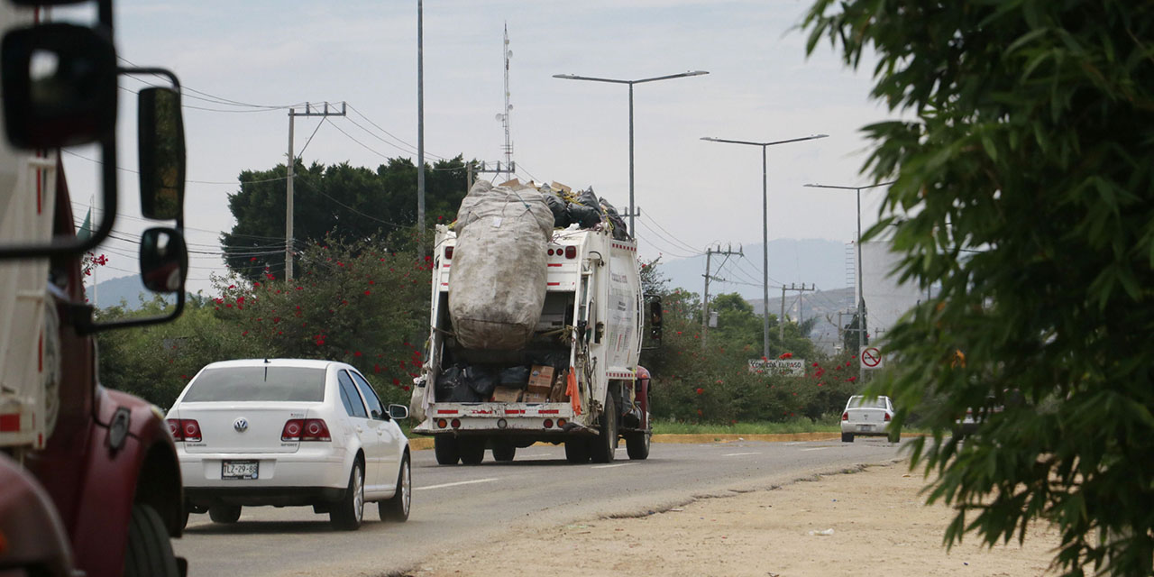 Requiere capital 15 camionetas para desechos | El Imparcial de Oaxaca