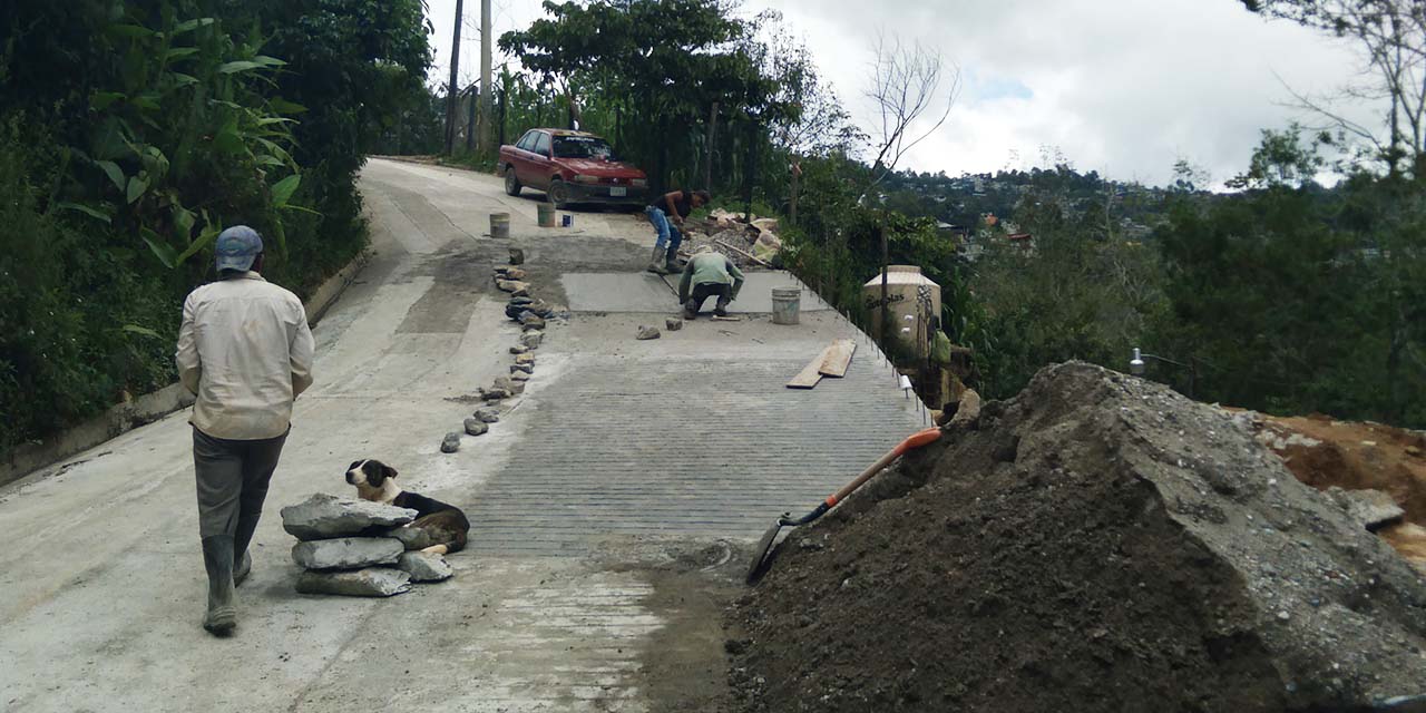 Liberan vía de acceso principal a Huautla | El Imparcial de Oaxaca