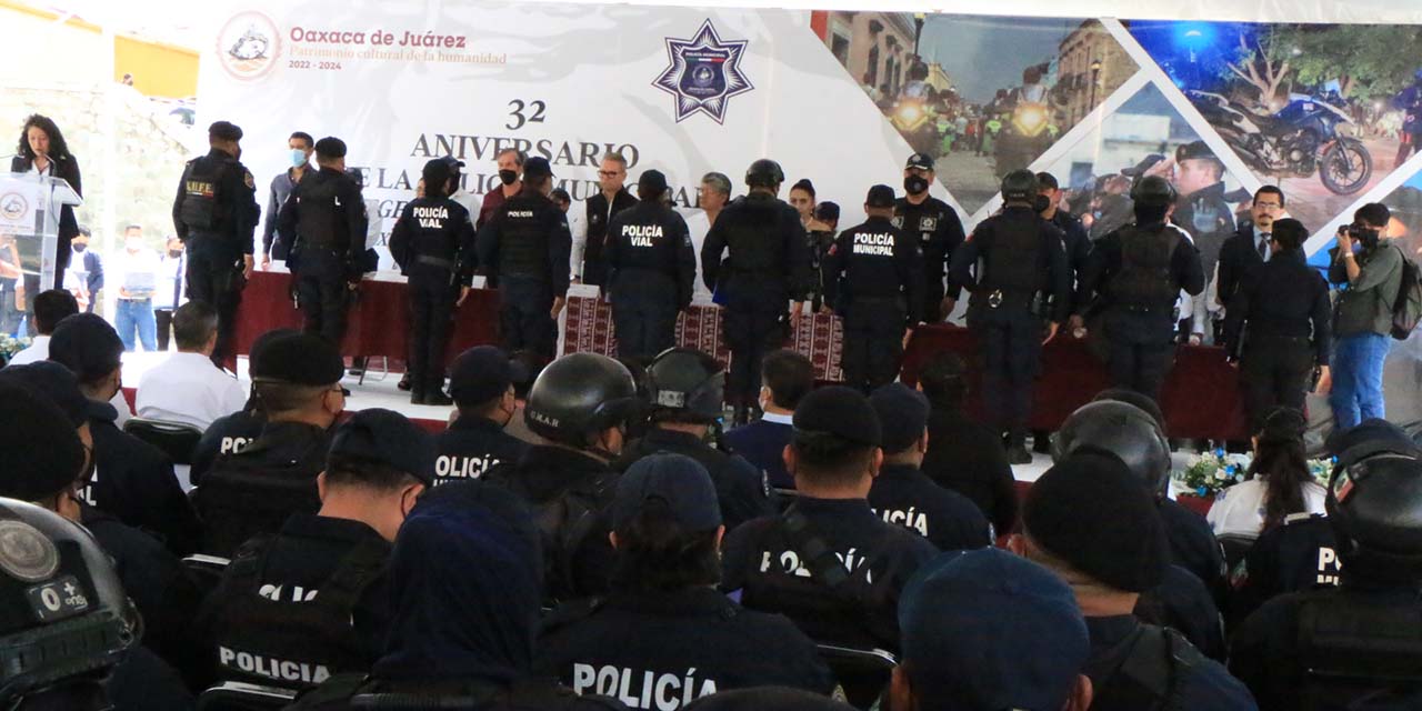Cuesta 160 mil pesos certificar a cada policía | El Imparcial de Oaxaca