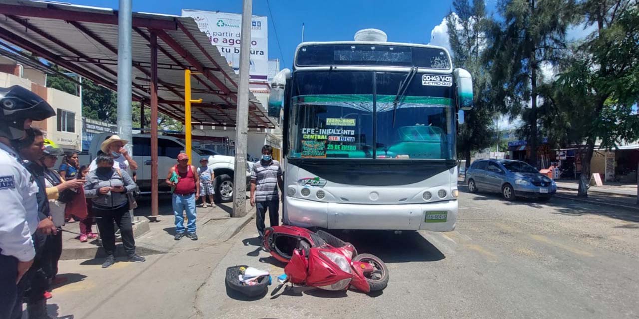 Choque lateral deja un herido y daños materiales | El Imparcial de Oaxaca
