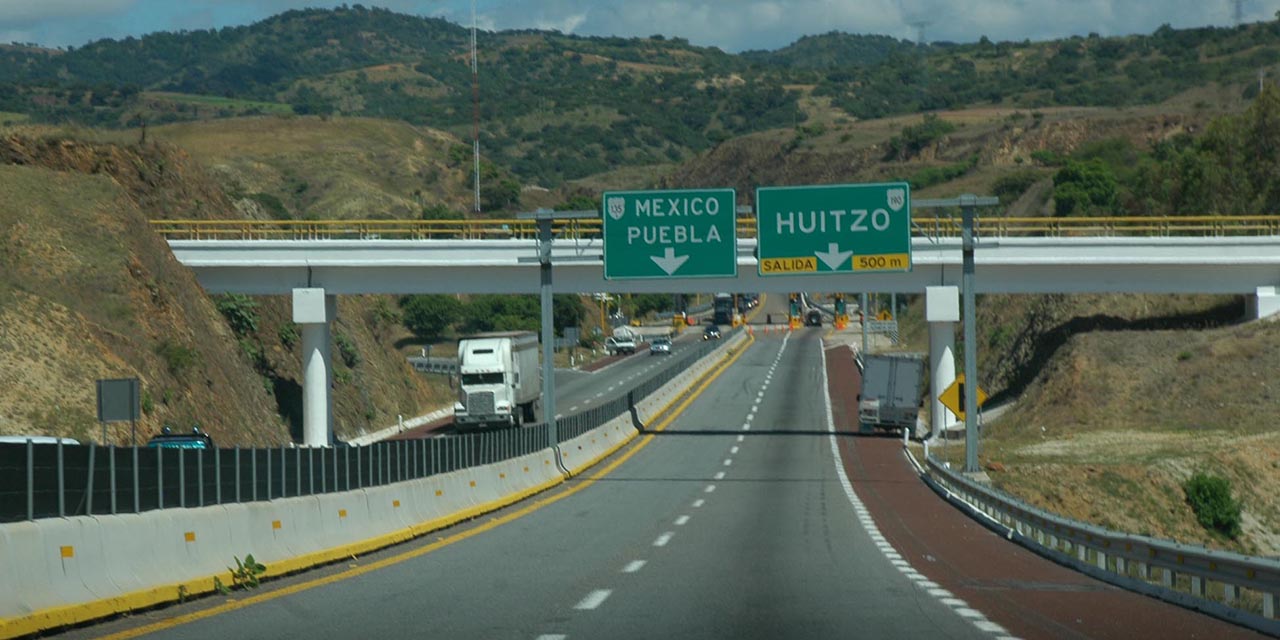 Crece aforo vehicular en la caseta de Huitzo | El Imparcial de Oaxaca