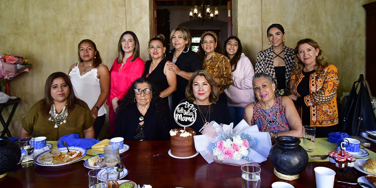 Nancy Cuevas celebra un año más de vida