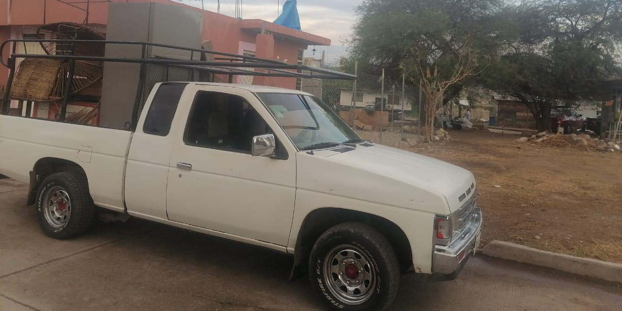 Recuperan camioneta sin batería ni estéreo | El Imparcial de Oaxaca