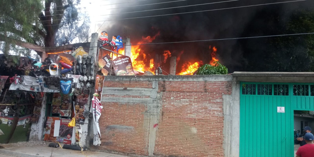 Se incendia deshuesadero | El Imparcial de Oaxaca