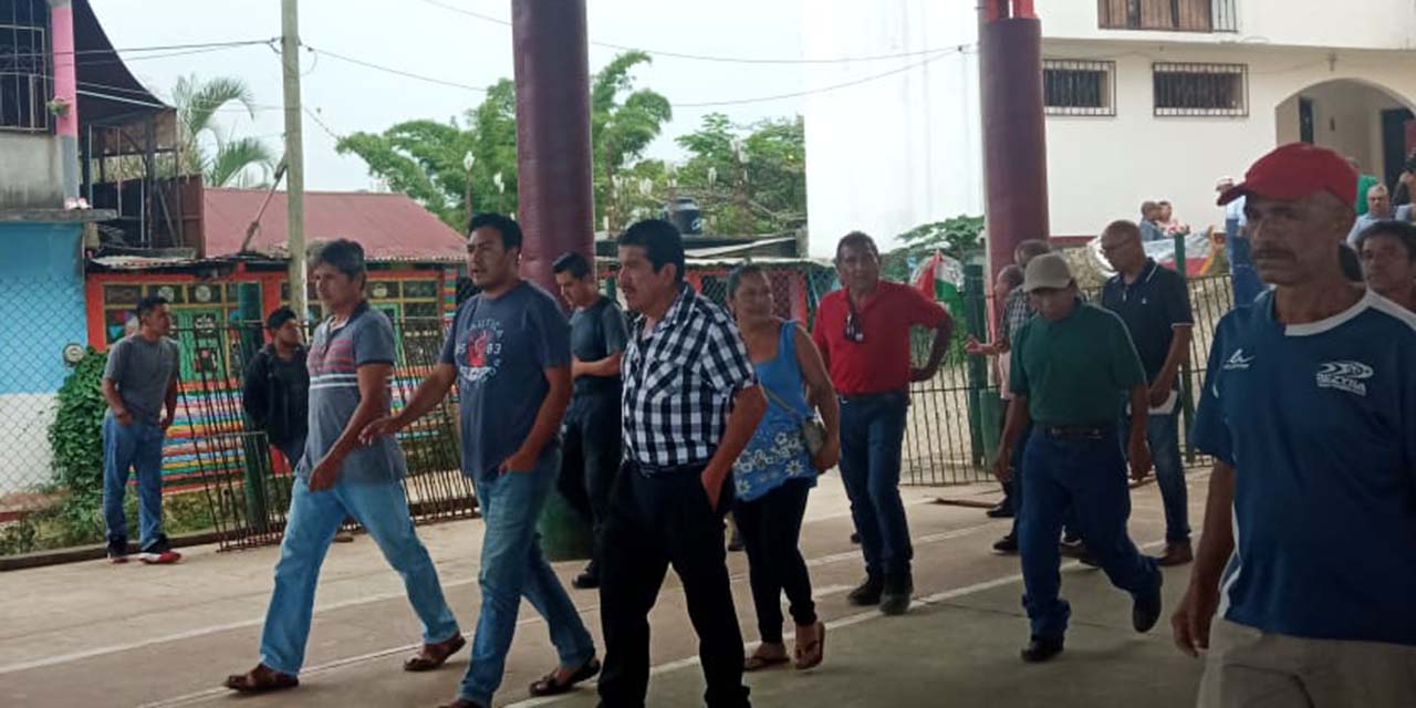 Llaman a rendición de cuentas a edil de Pluma Hidalgo | El Imparcial de Oaxaca