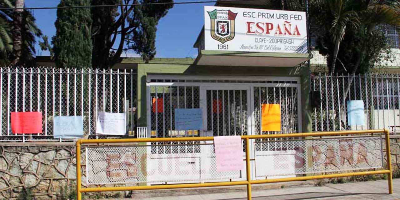 Quejas en escuelas por cobro de cuotas y clases a distancia | El Imparcial de Oaxaca