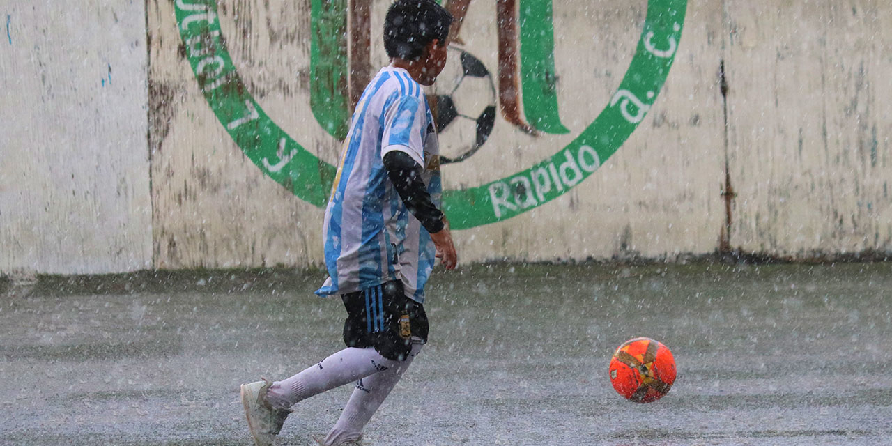 Suspenden jornada  de futbol por lluvia | El Imparcial de Oaxaca