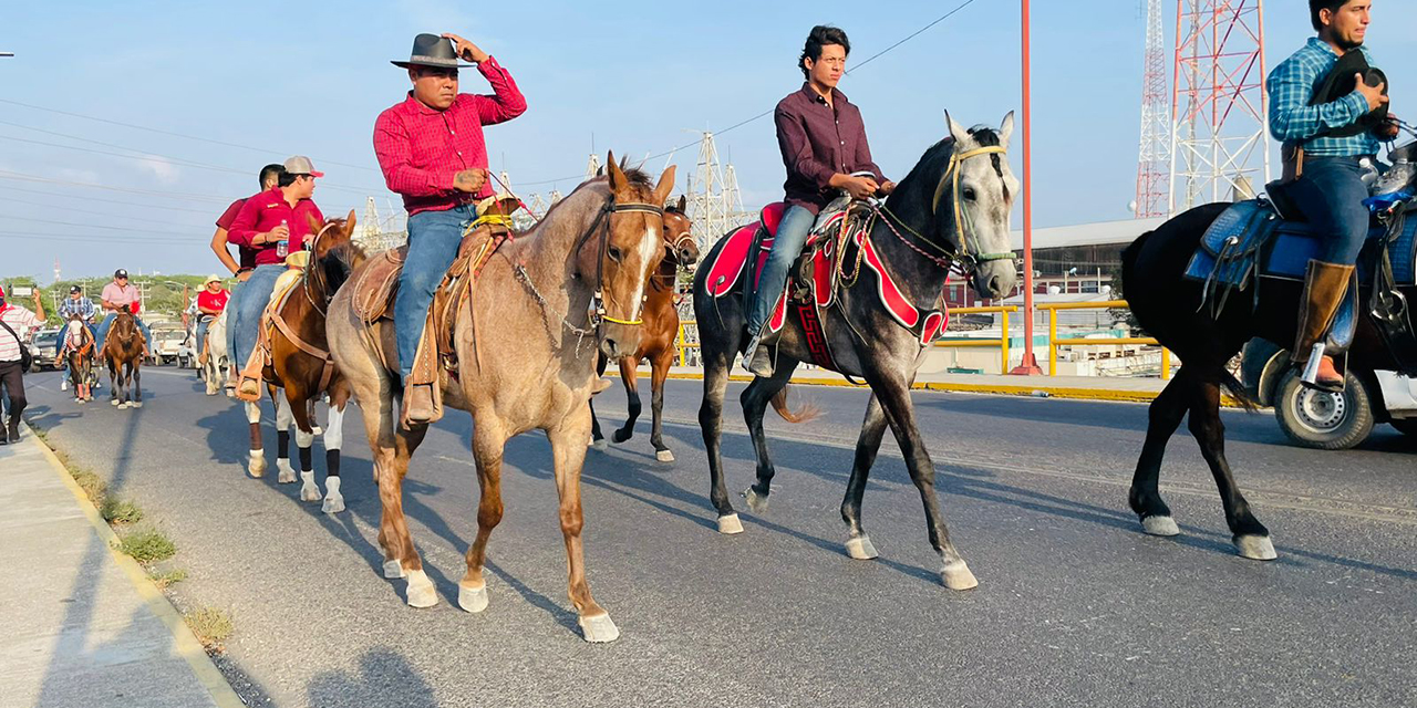 Invitan a la primera  cabalgata militar  | El Imparcial de Oaxaca