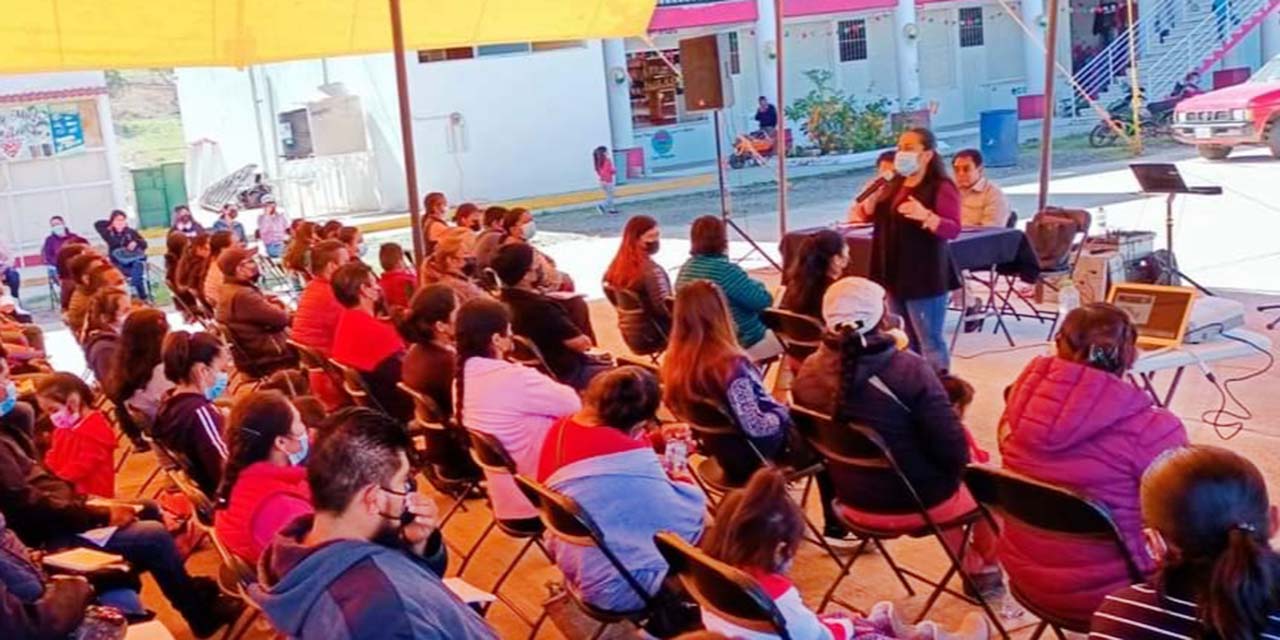 Mantienen escuelas de Tlaxiaco la guardia ante Covid | El Imparcial de Oaxaca
