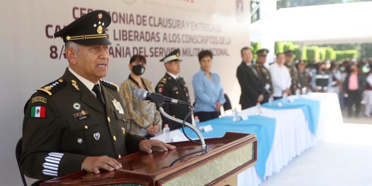 Entregan cartillas liberadas a 103 conscriptos en la VIII Región Militar | El Imparcial de Oaxaca