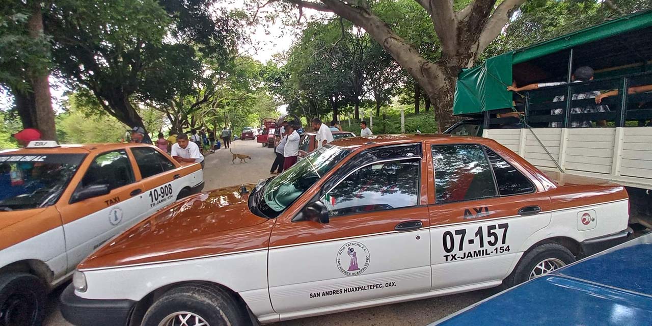 Estalla conflicto en Huazolotitlán por la introducción de mototaxis | El Imparcial de Oaxaca