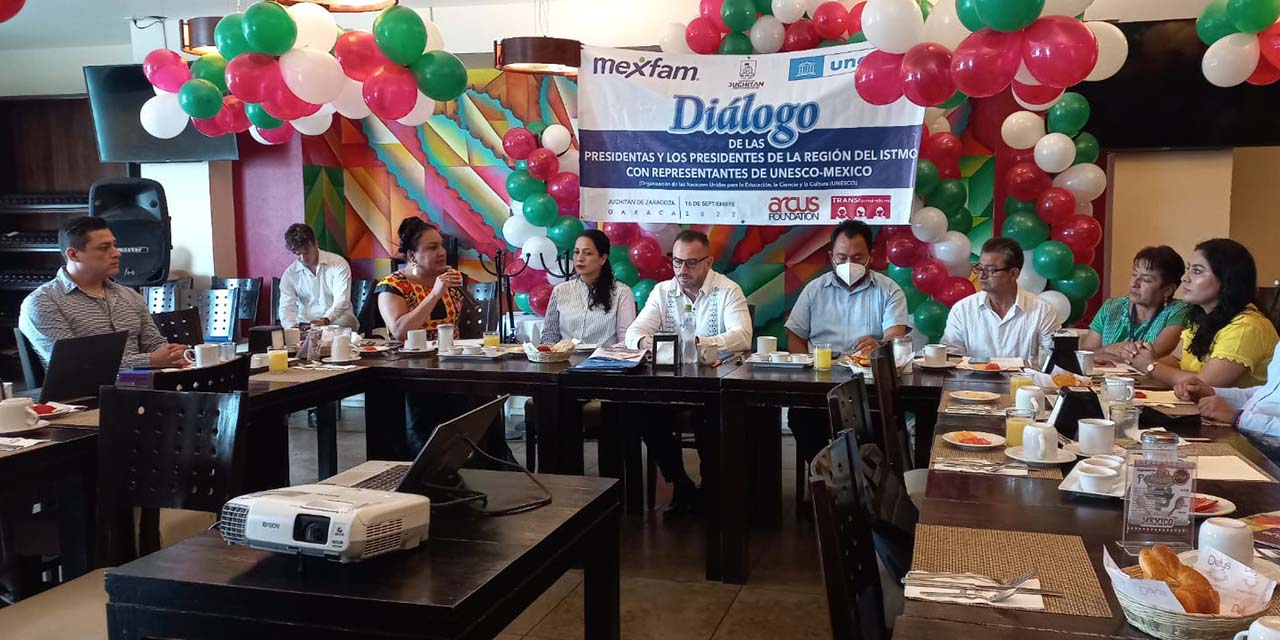 Representante de la UNESCO se reúne con ediles del Istmo | El Imparcial de Oaxaca