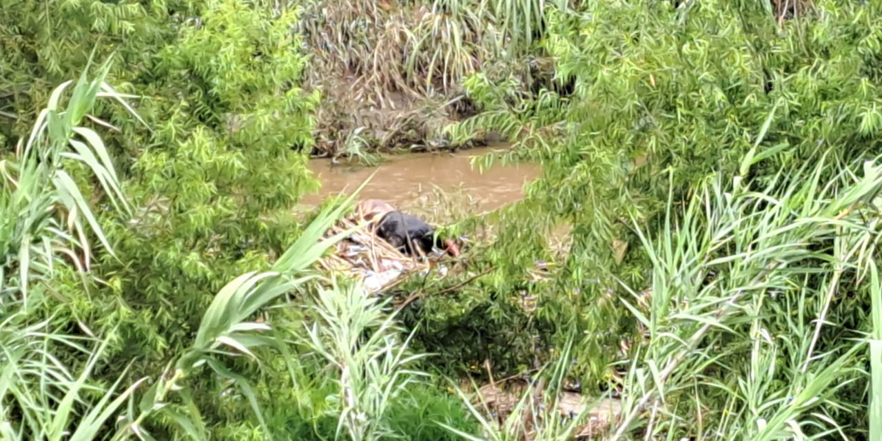 Hallan a cadáver de hombre flotando en el río Atoyac | El Imparcial de Oaxaca