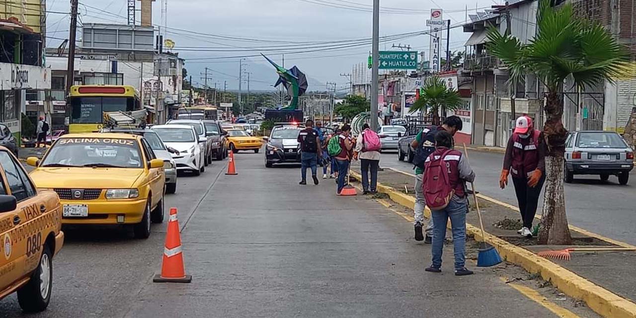 Caos vial por reparación de obras en Salina Cruz | El Imparcial de Oaxaca