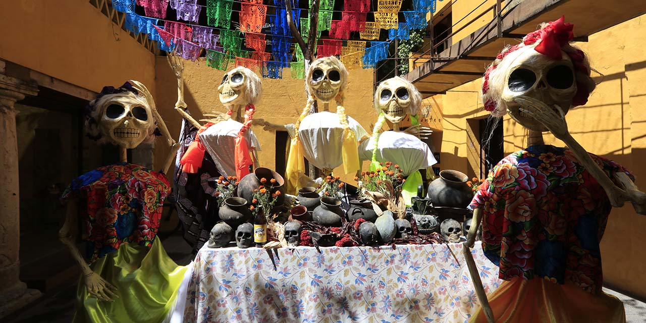 La ciudad de Oaxaca se llena de calaveras | El Imparcial de Oaxaca