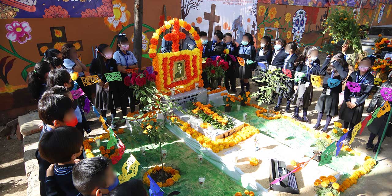 Escuela primaria rinde homenaje a familiares fallecidos por Covid-19 | El Imparcial de Oaxaca