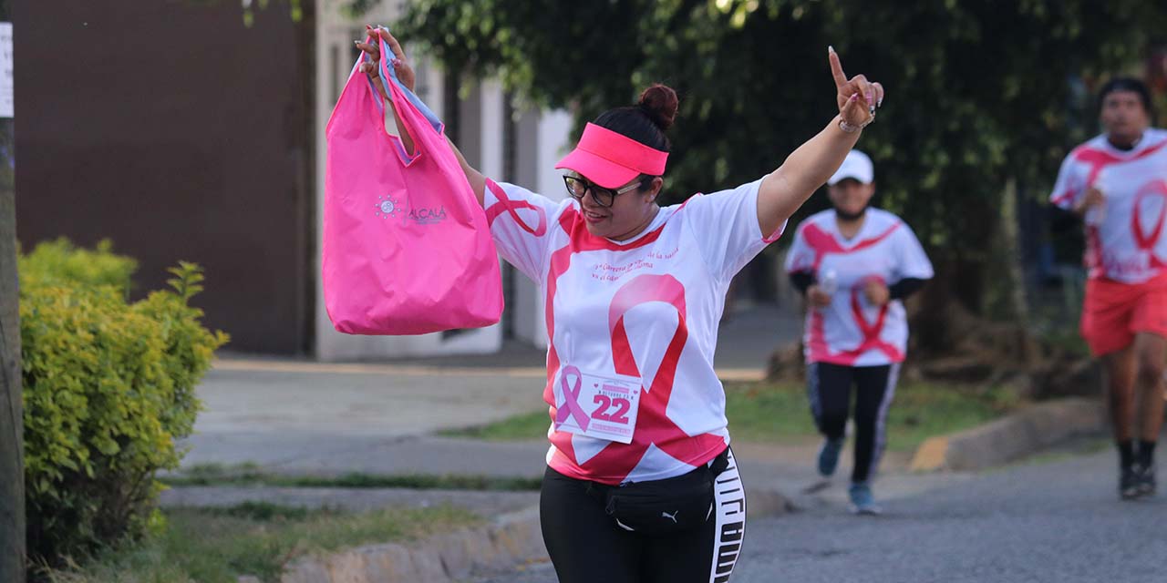 Realizan carrera de la salud contra el cáncer de mama | El Imparcial de Oaxaca