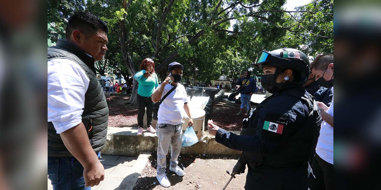 Detiene municipio a 7 por tirar basura; de CATEM, nada | El Imparcial de Oaxaca