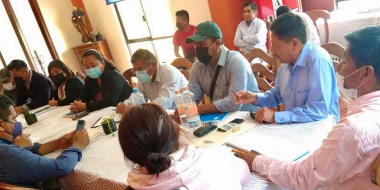 Atiende IEEPO y da respuesta a solicitud de maestros en la Mixteca | El Imparcial de Oaxaca