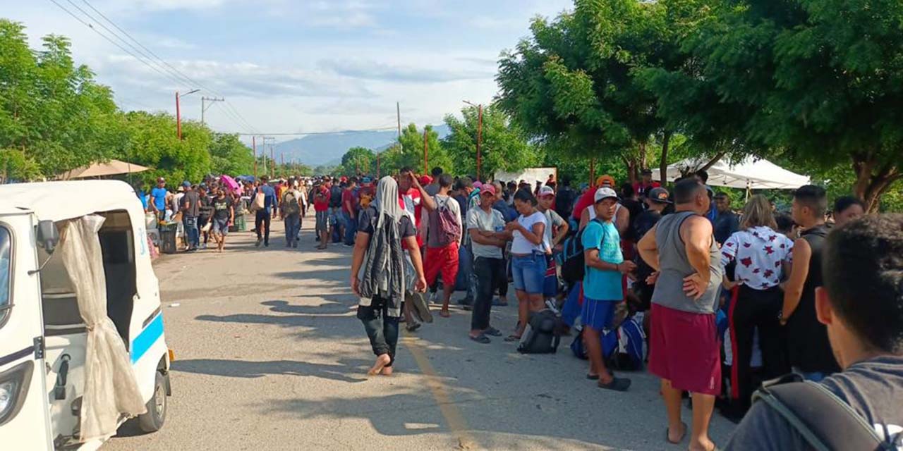 Miles de migrantes arriban a Tapanatepec | El Imparcial de Oaxaca