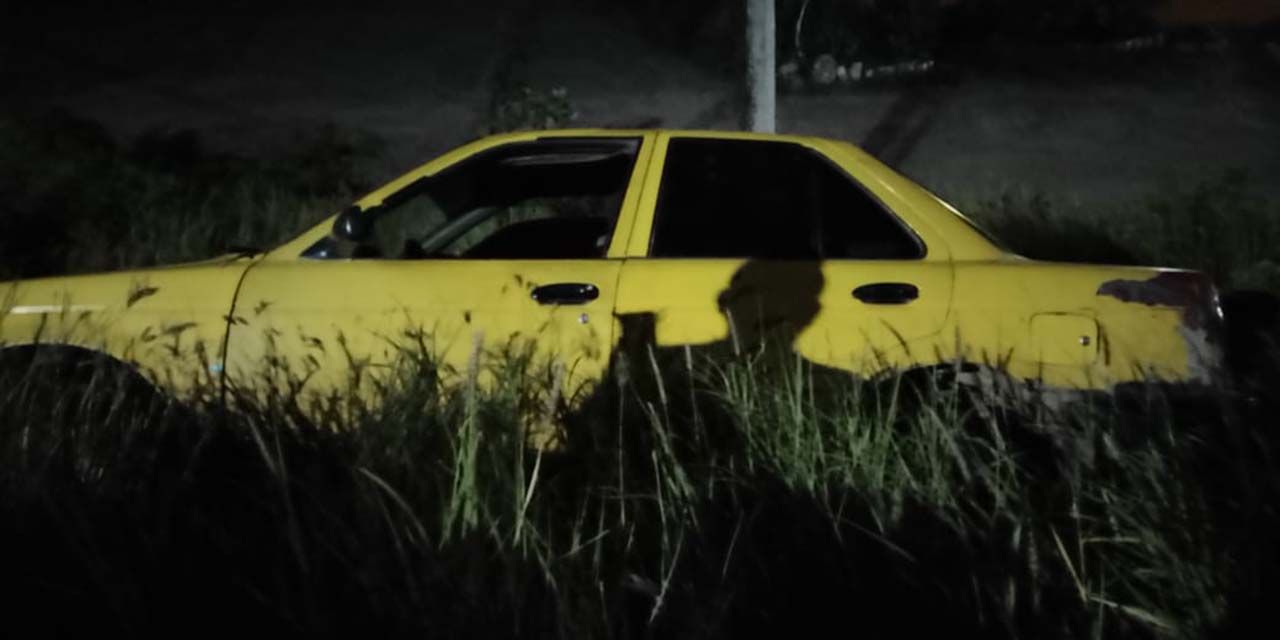 Abandonan auto siniestrado sobre la carretera transístmica | El Imparcial de Oaxaca