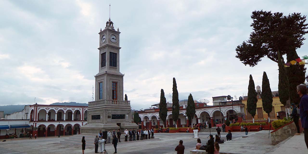Entregan planos del reloj de Tlaxiaco | El Imparcial de Oaxaca