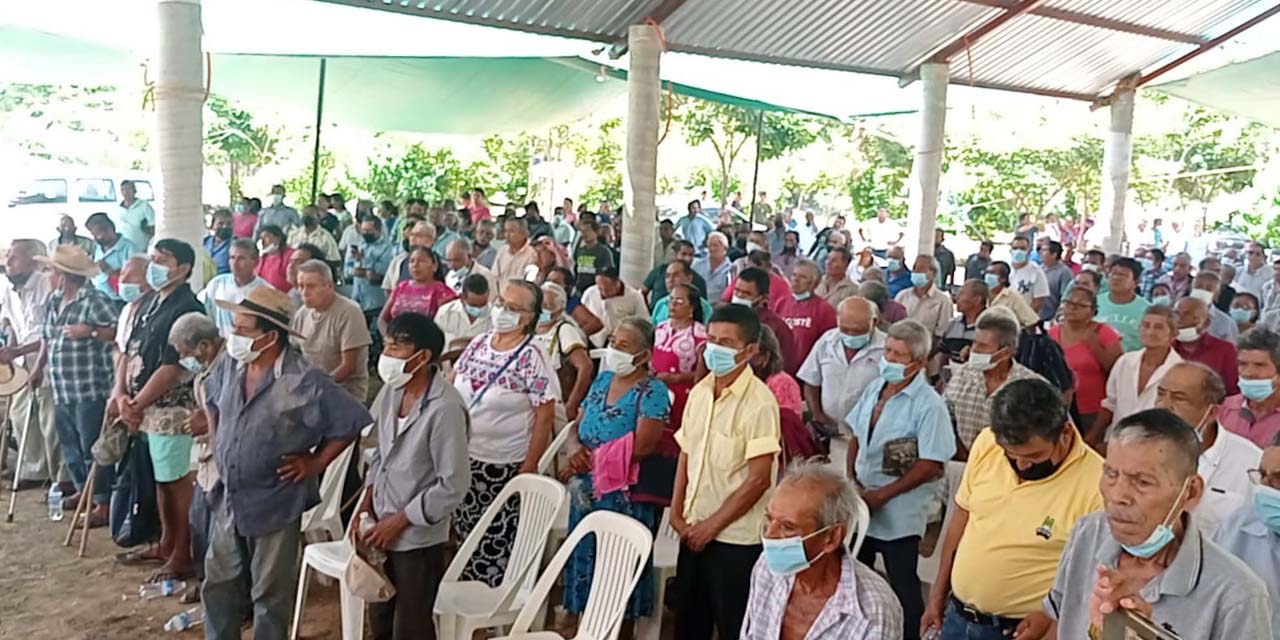 Comuneros de Tonameca participan en asamblea general | El Imparcial de Oaxaca