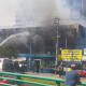 Fuego devora Galerías El Triunfo en CdMX: “Pensamos que estaba temblando”