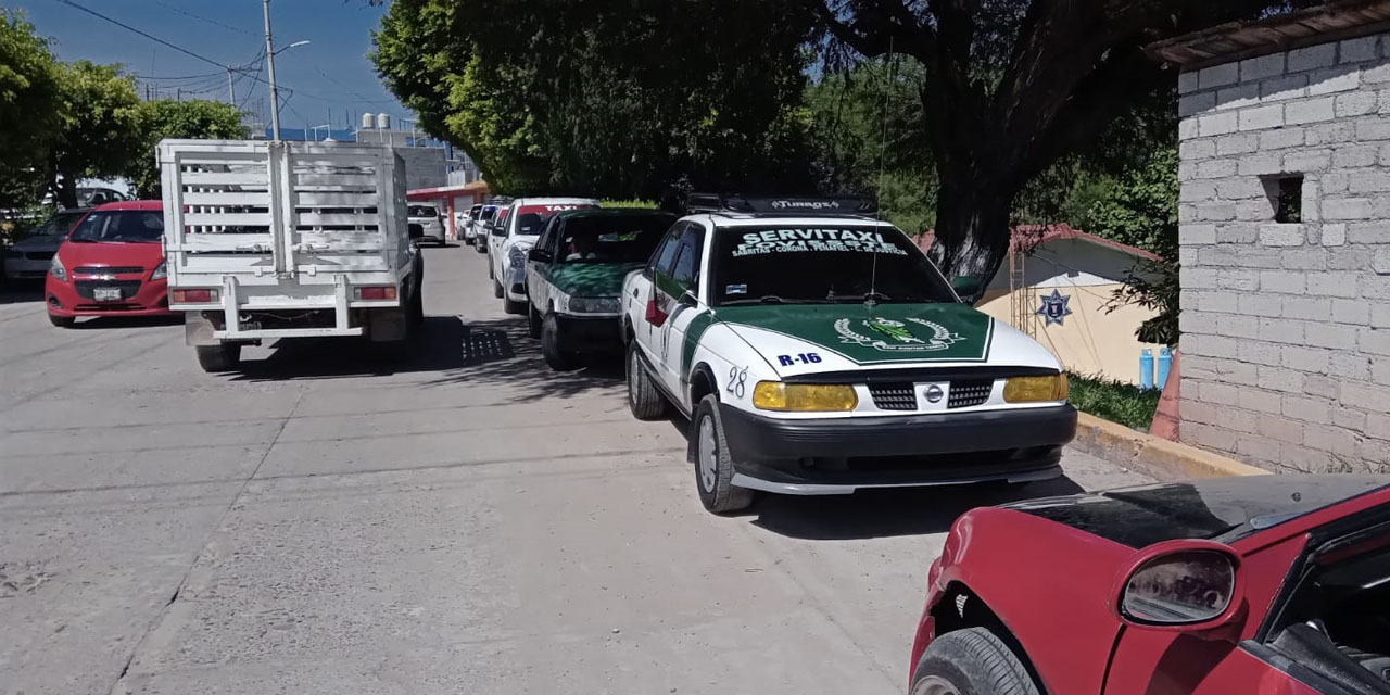 Taxistas del FNIC toman oficinas de la PE en Huajuapan | El Imparcial de Oaxaca