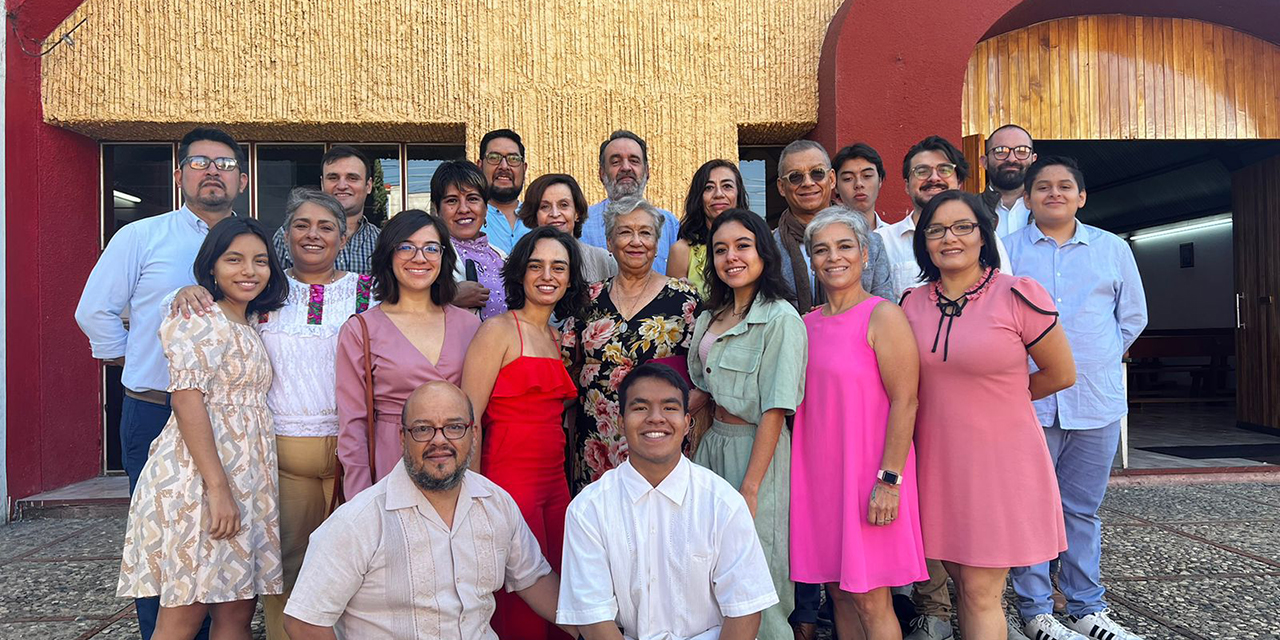 Doña Olguita  celebra sus  80 años | El Imparcial de Oaxaca
