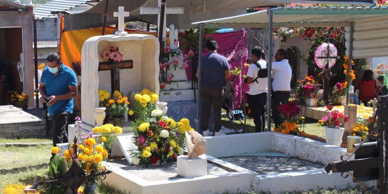 Con recorridos, enaltecen a huajuapenses destacados | El Imparcial de Oaxaca