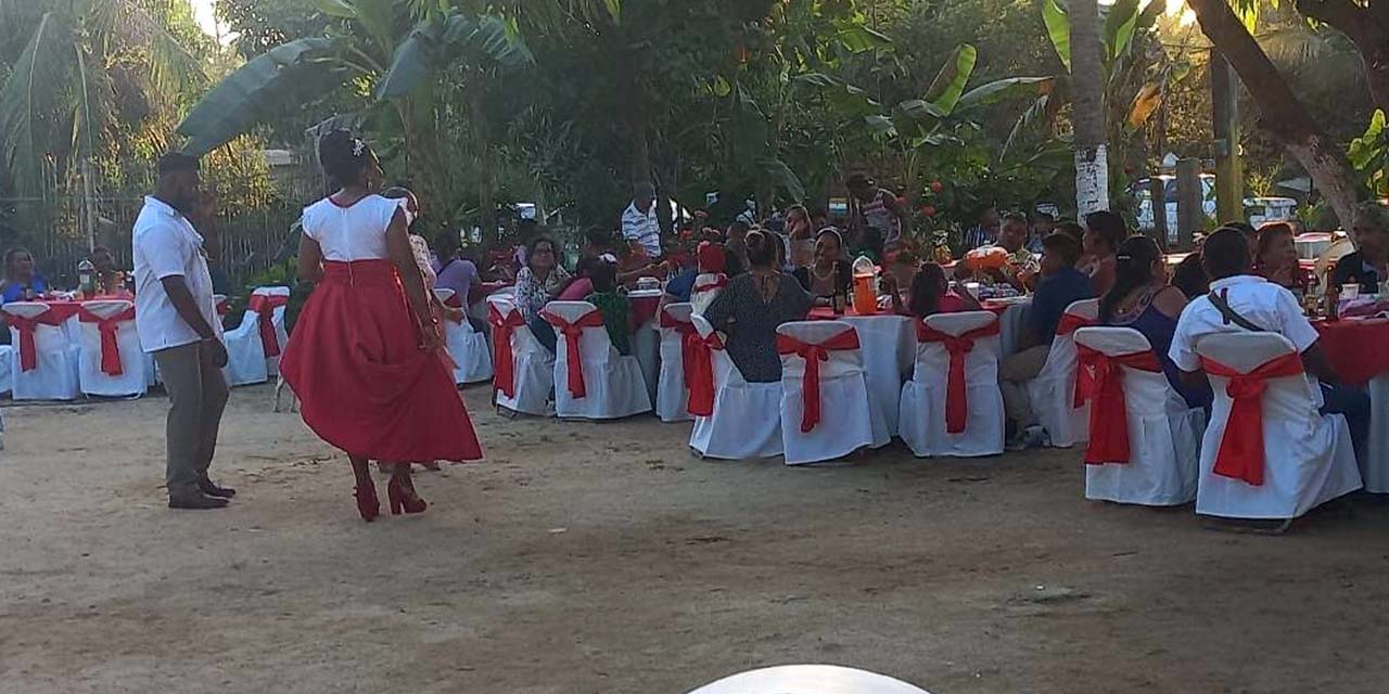 Celebran primera boda gay en Corralero, Pinotepa Nacional | El Imparcial de Oaxaca