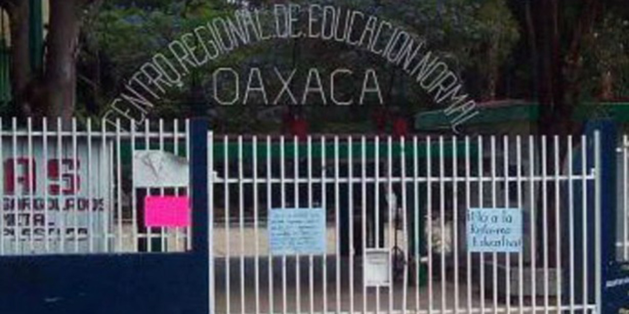Toman caseta de Huitzo por normalista muerto  | El Imparcial de Oaxaca
