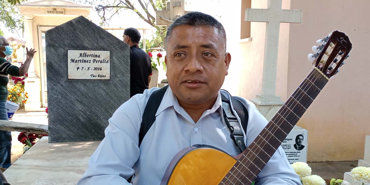 Con Todos Santos, músicos regresan a cantar en panteones | El Imparcial de Oaxaca